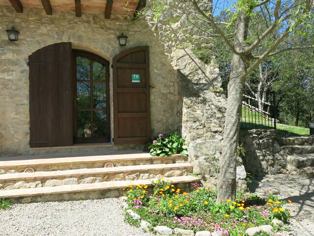 El Bosqueró de la Garrotxa (casa rural) gallery image 2