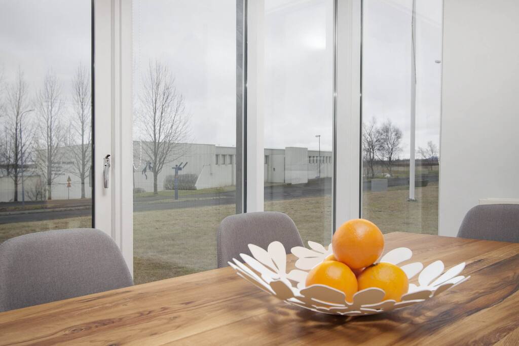 Dining Area and Decorative