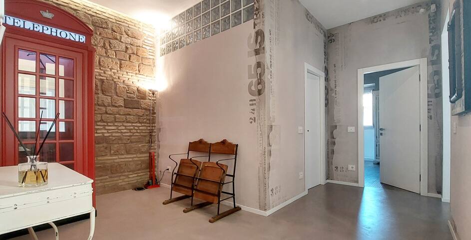 Loft 133 – Central and Luxury Loft in Rome gallery image 2