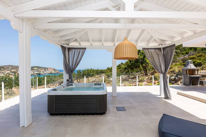 Promitheas Villa, with Pool & Heated Spa Whirlpool gallery image 3