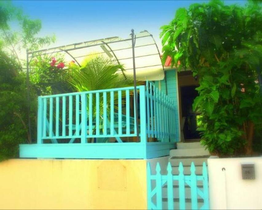 Facade Bungalow