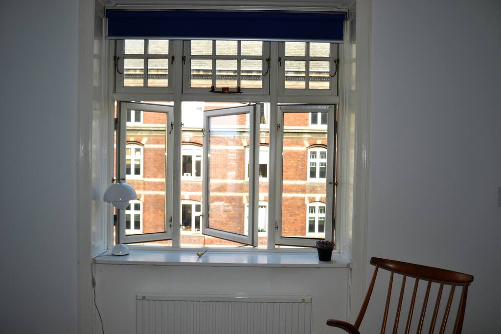 Living room with view of a quite side street leading off the main street, Sønder Bouleard