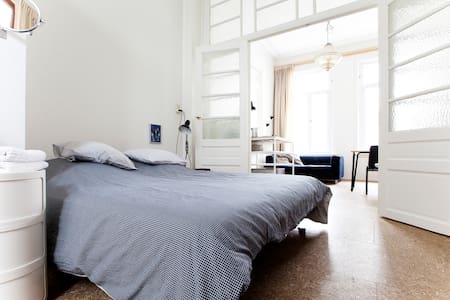 GET TO SEE BRUSSELS AS WE LIKE IT!