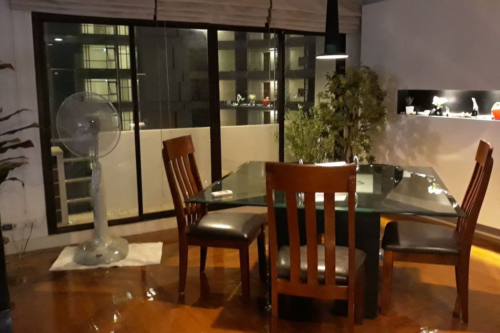 dining room with sliding glass door
