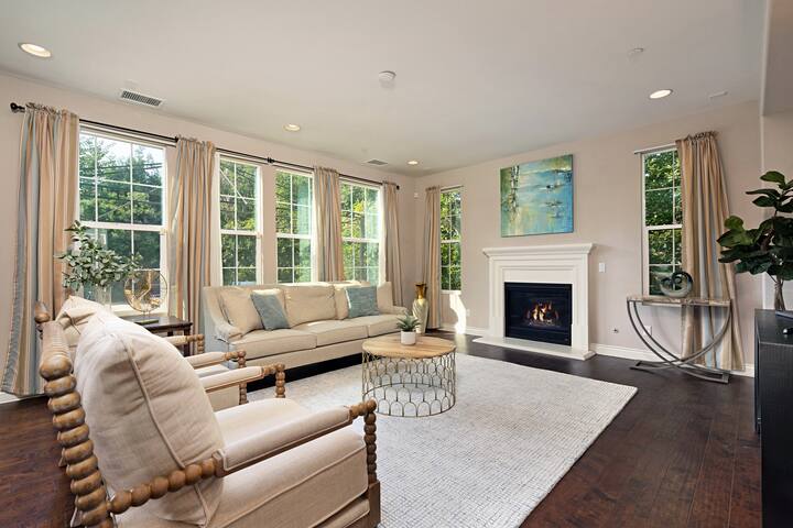 Modern, Private Home in Pasadena, 5 br/4.5 ba gallery image 5