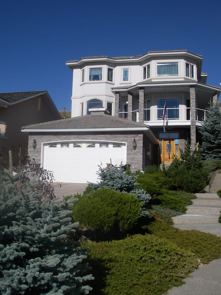 Cochrane Vacation Rentals & Homes Alberta, Canada Airbnb