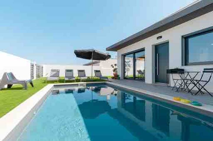 Tequila House – Luxury House in Portugal