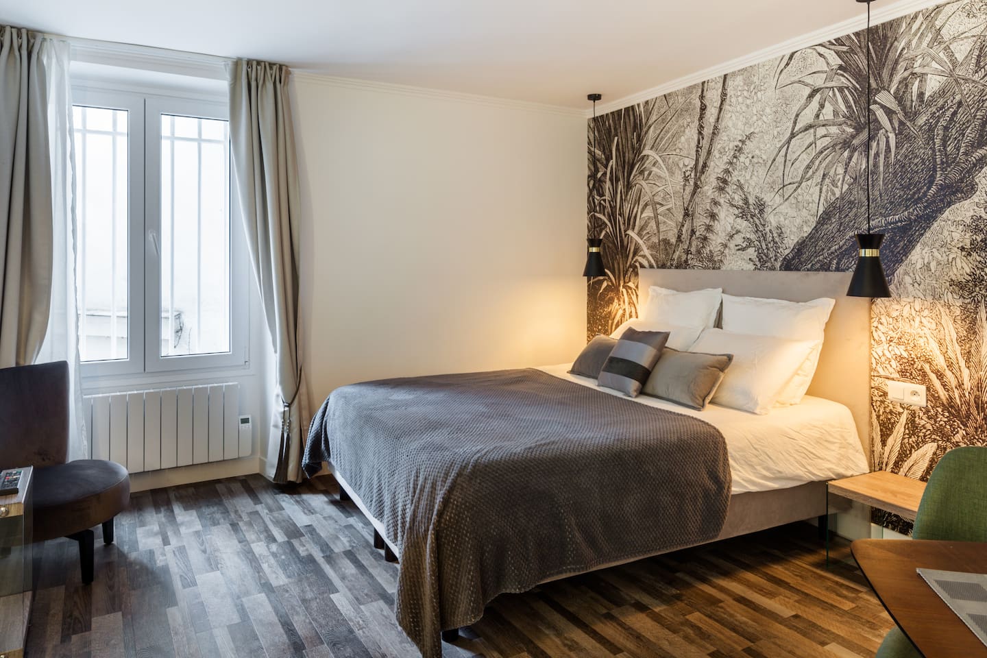 15 Best Airbnbs in Paris, France (2025 Edition)