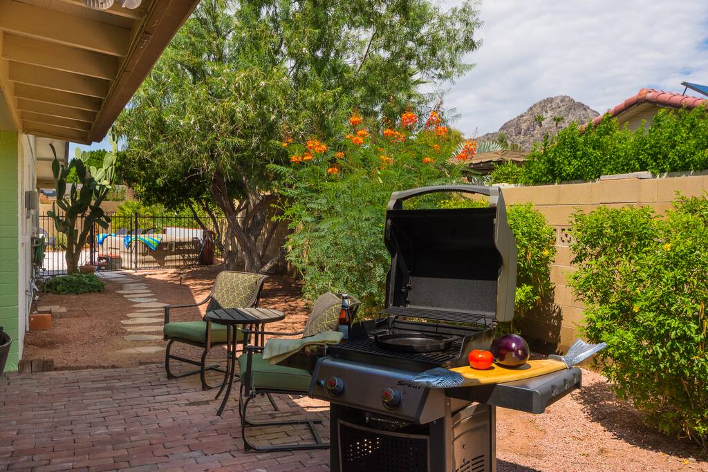BBQ and outdoor patio with fantastic Mountain views