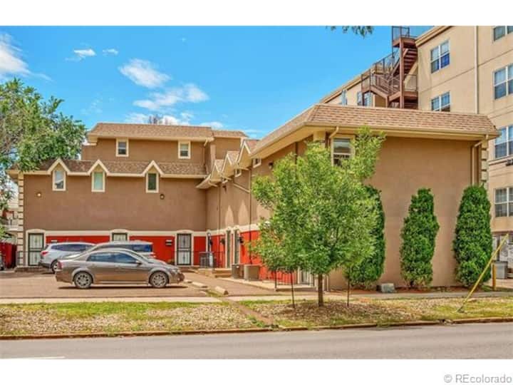 Denver Townhouse In Uptown - Denver, CO