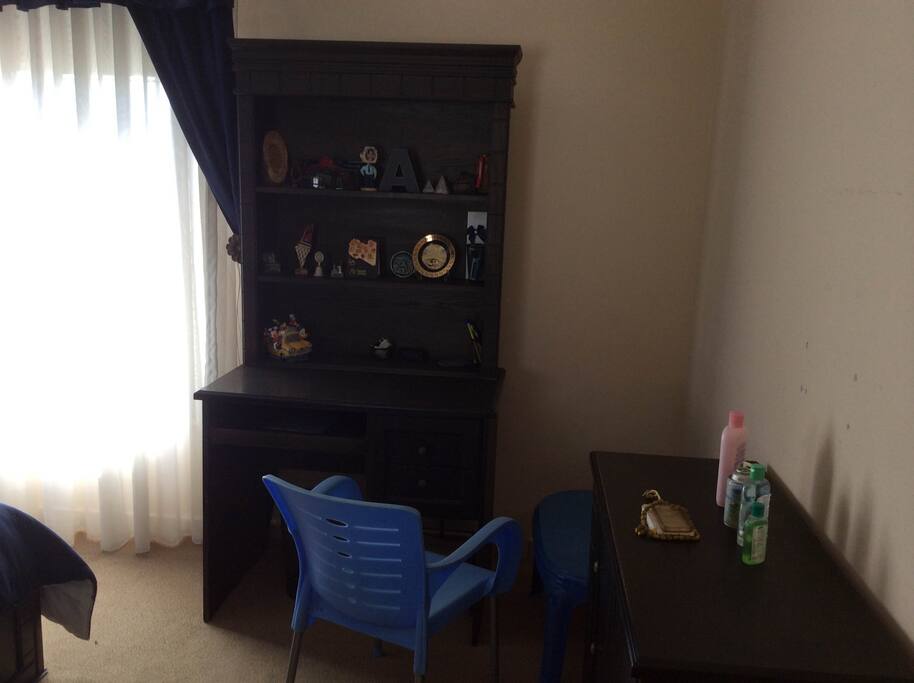 office bed room 4