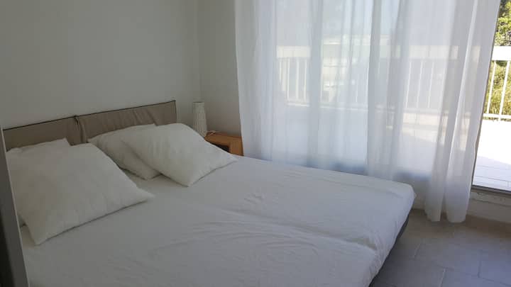 ベッドをまとめることができる2つ目のベッドルーム