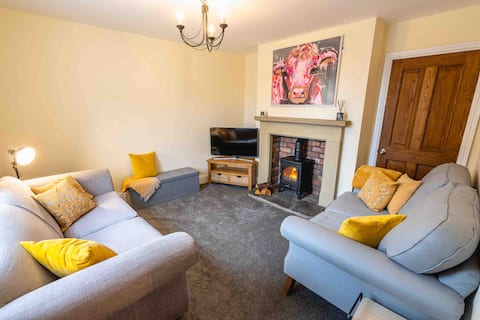 Top Airbnb: Entire cottage & private garden in Scorton in Wyre
