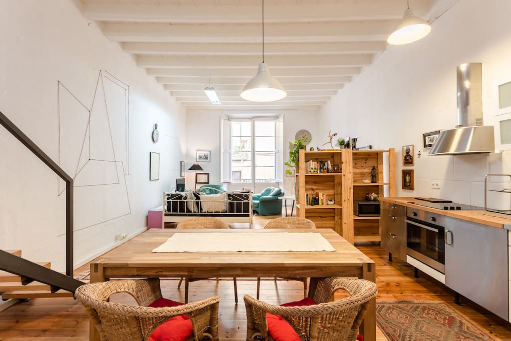 Kitchen with dining table