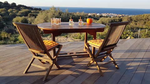 Top Airbnb: Annex Villa Casa MAY with sea view and pool à Monticello
