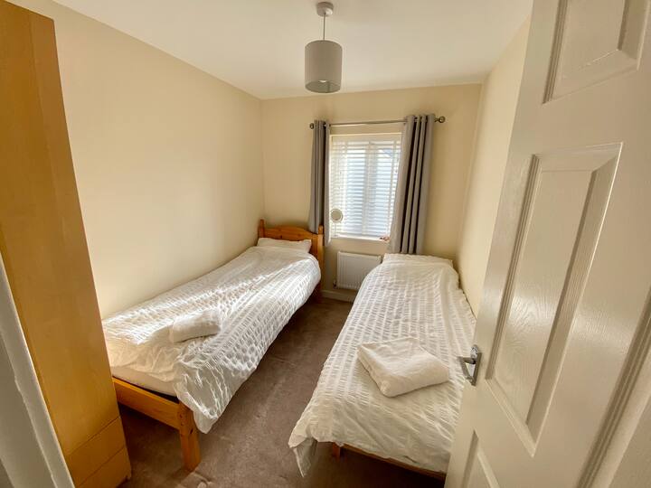 غرفة النوم 2