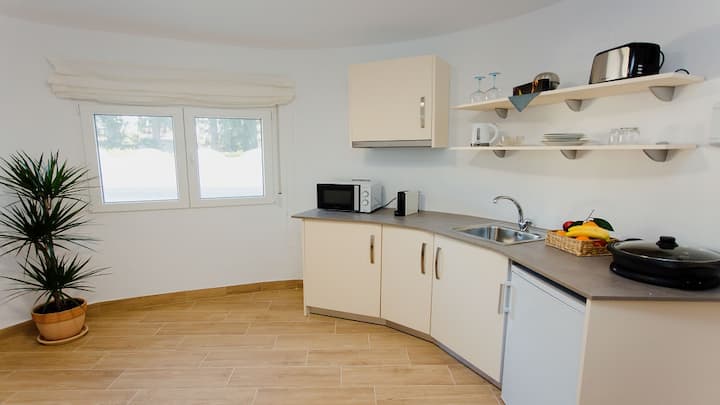 Boutique Suite: Kitchen, King (180), A/c, Pool - Denia