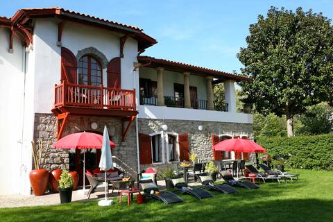 Beautiful Villa, 300 m from beach