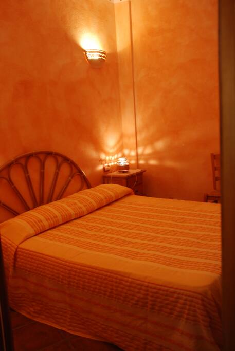 CAMERA DA LETTO MATRIMONIALE 2