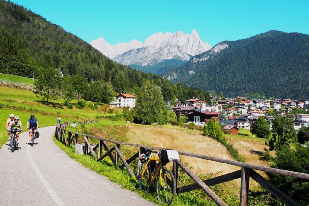 La pista ciclabile di calalzo che porta fino a Pieve (anche per gite fuori porta per i boschi)