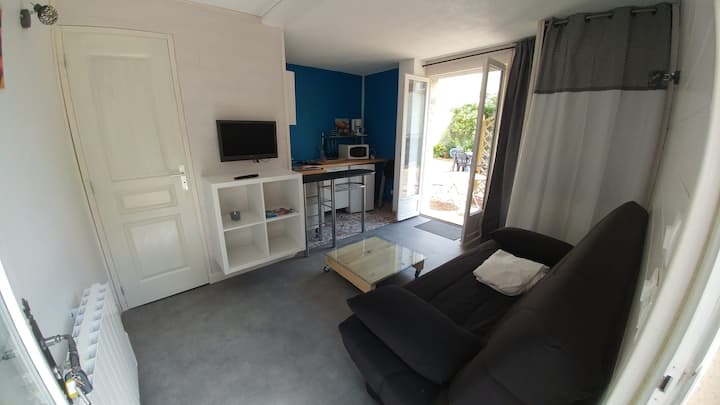 Charming little studio