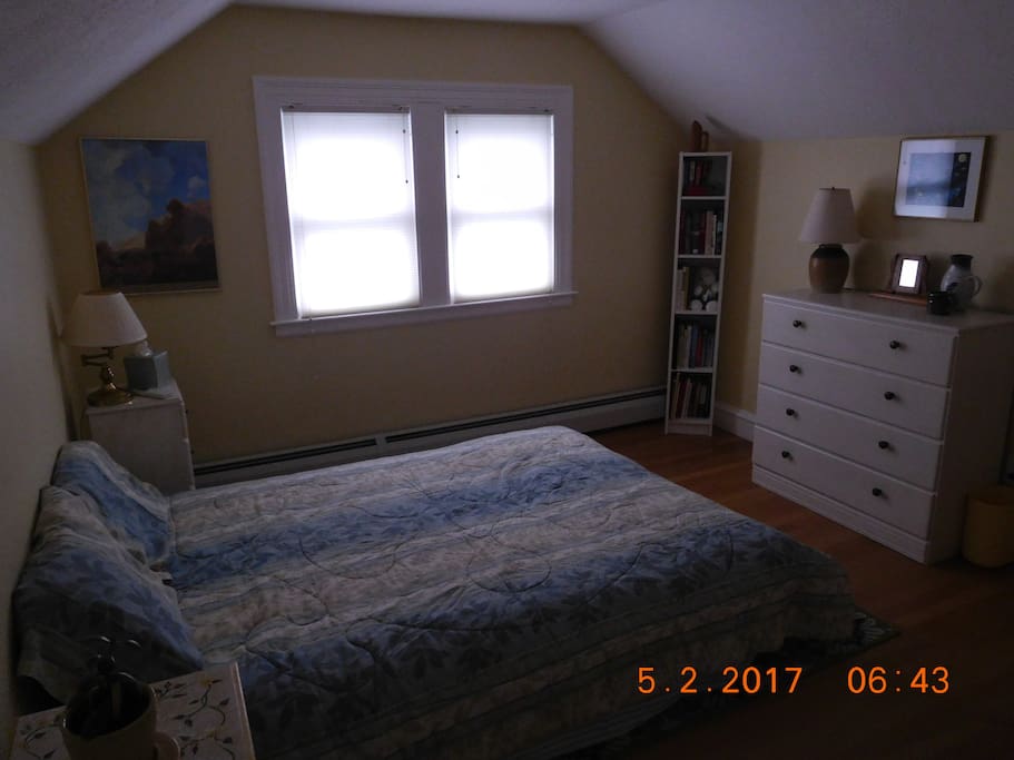 Double-sized futon
