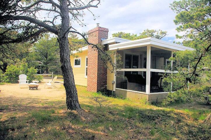 Silver Sands Cottage At Surf Side Cottages For Rent In Wellfleet
