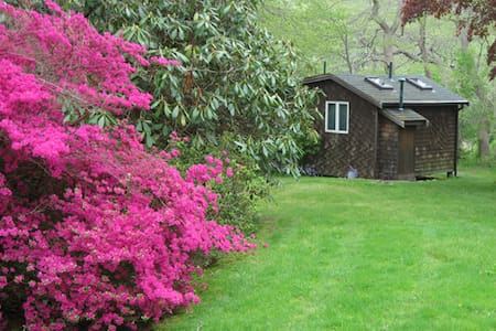 Cottage facing fresh water pond