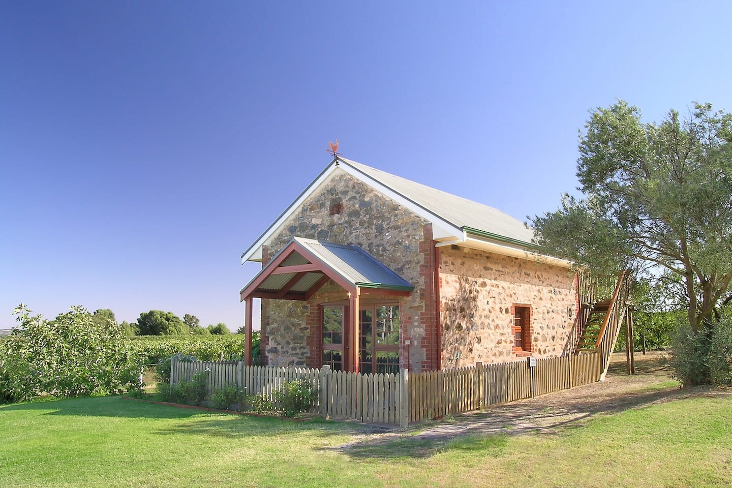 Strathlyn Coach House