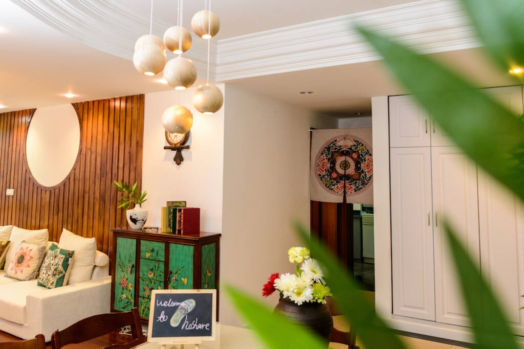 宽敞客厅
Living room