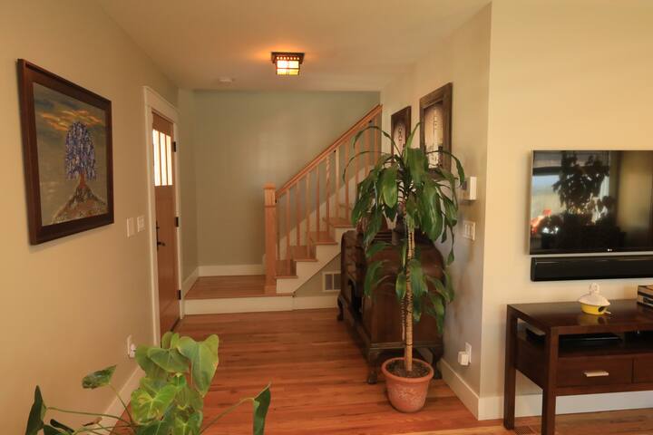 Berkeley Bungalow in Northwest Denver, CO gallery image 2