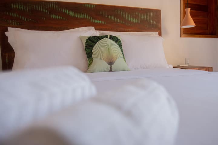 საძინებელი 1