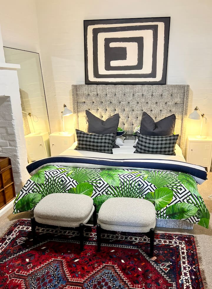 2-საძინებლიანი საწოლი 193 × 203 სმ ზომის საწოლი 