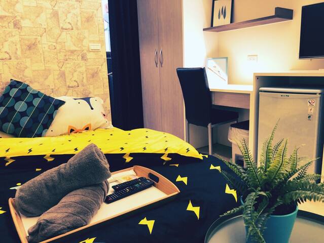 2樓G號 房間號碼*2G* - W-House逢甲夜市 全新套房 旁邊好停車 24H入住 獨立洗衣機