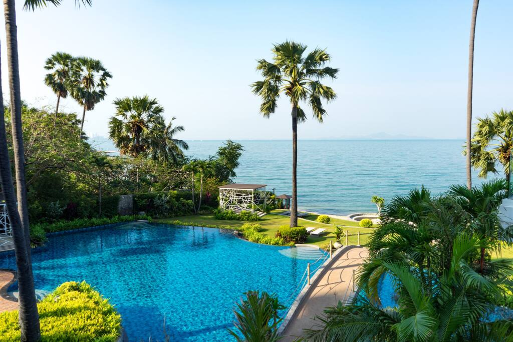Beachfront pool
