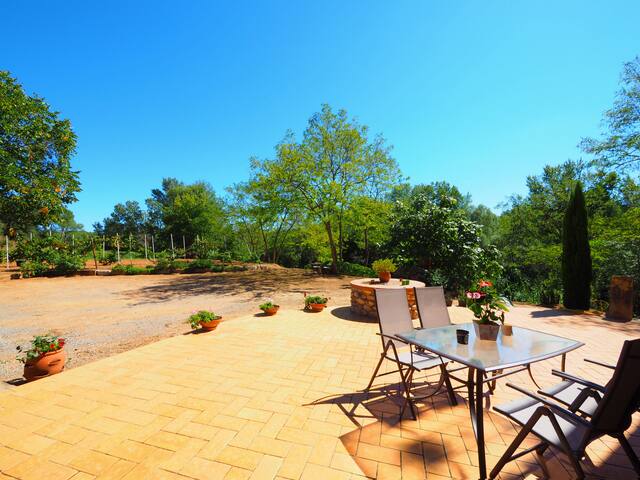 Casa de vacaciones, L’Empordà junto al rio Fluvia gallery image 3