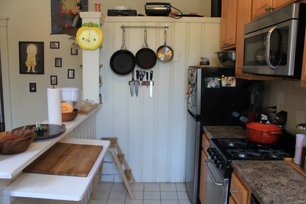 Fully Stocked Kitchen