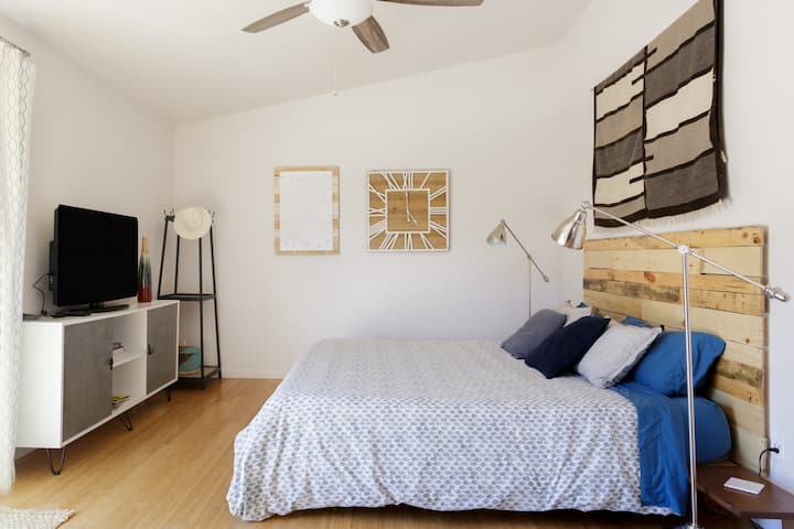 საძინებელი 1