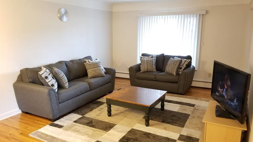 Airbnb Kenwood Vacation Rentals Places To Stay Ohio