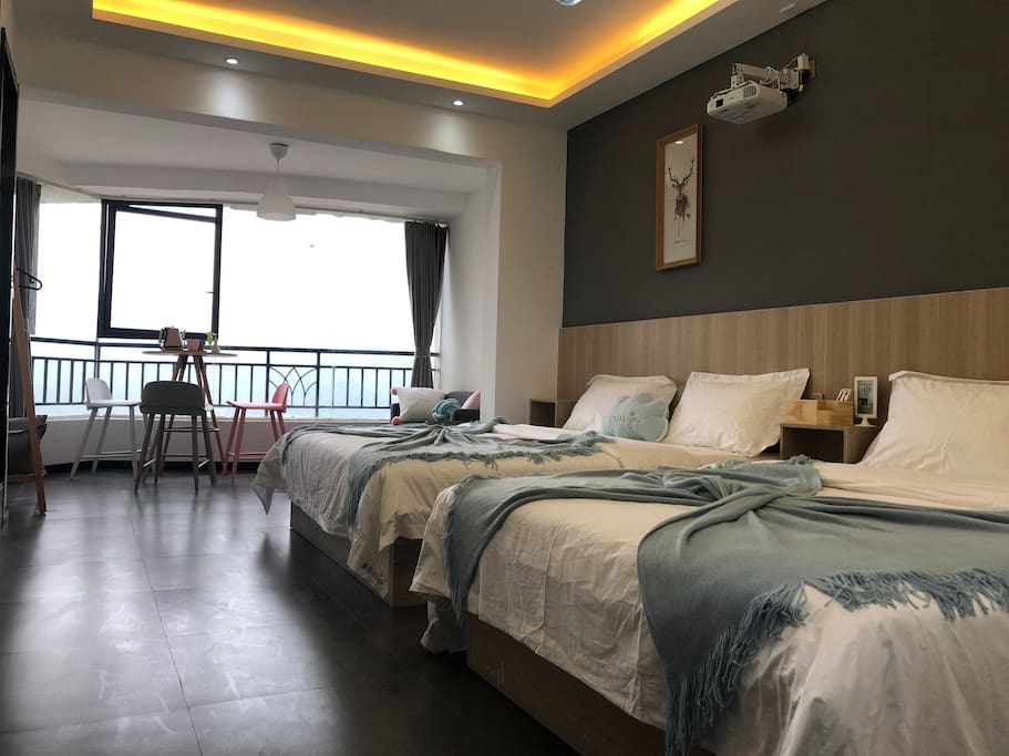 北欧江景影音双床房