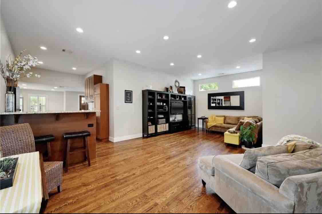 Modern quiet bedroom&bath mins Downtown&Domain