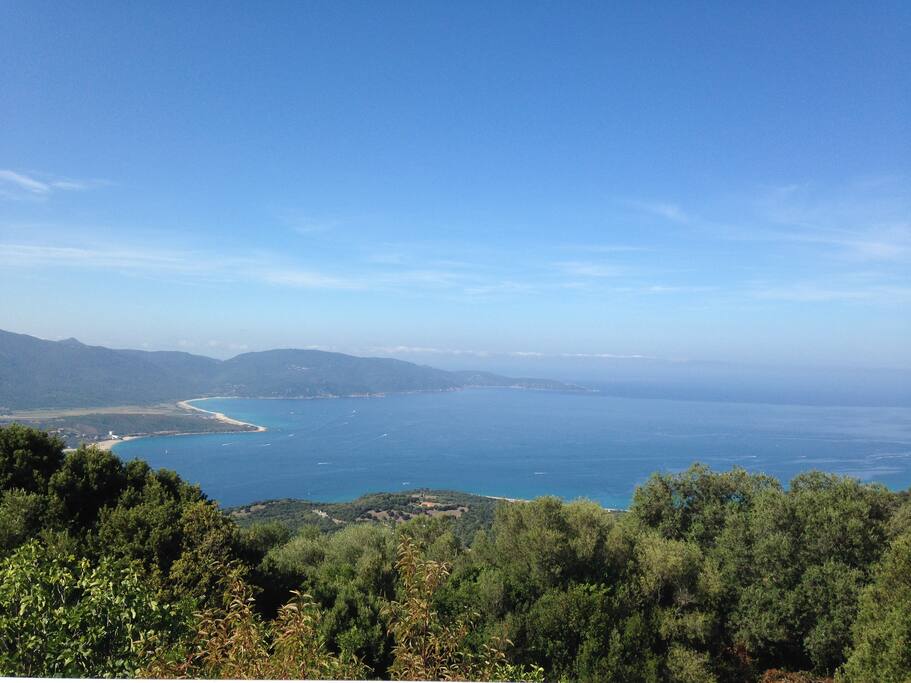 Vue depuis la terrasse principale