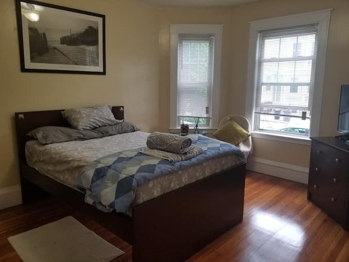 Newly Renovated Female Floor Center Of Boston - Quincy, MA