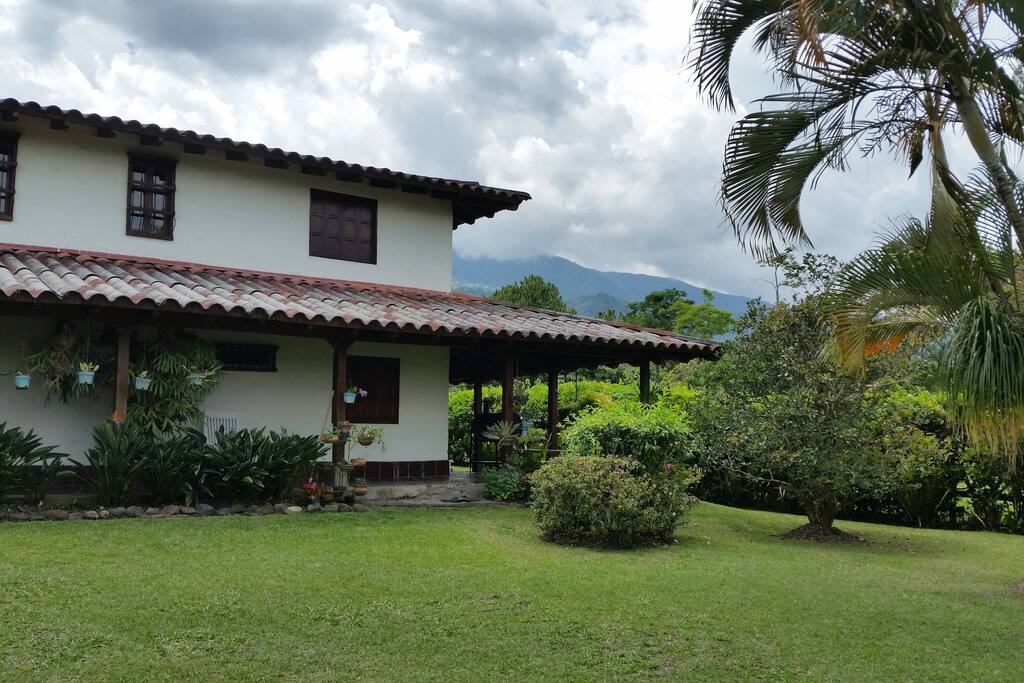 Casa Familiar #2