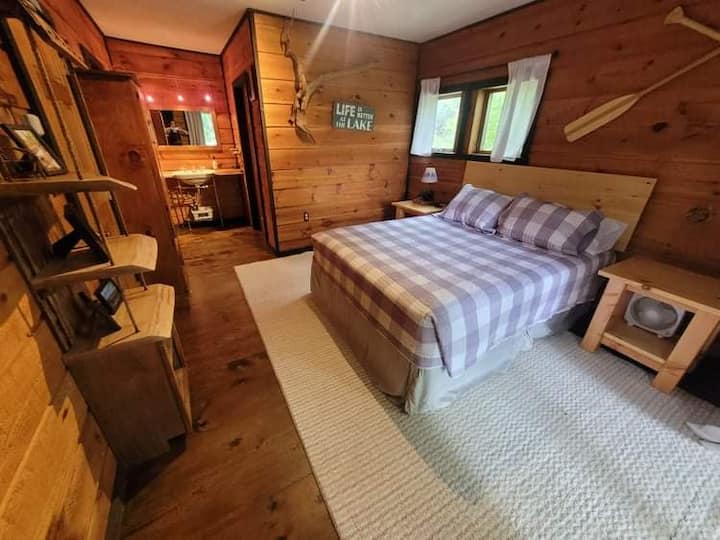 Queen bed in Master with master bath.