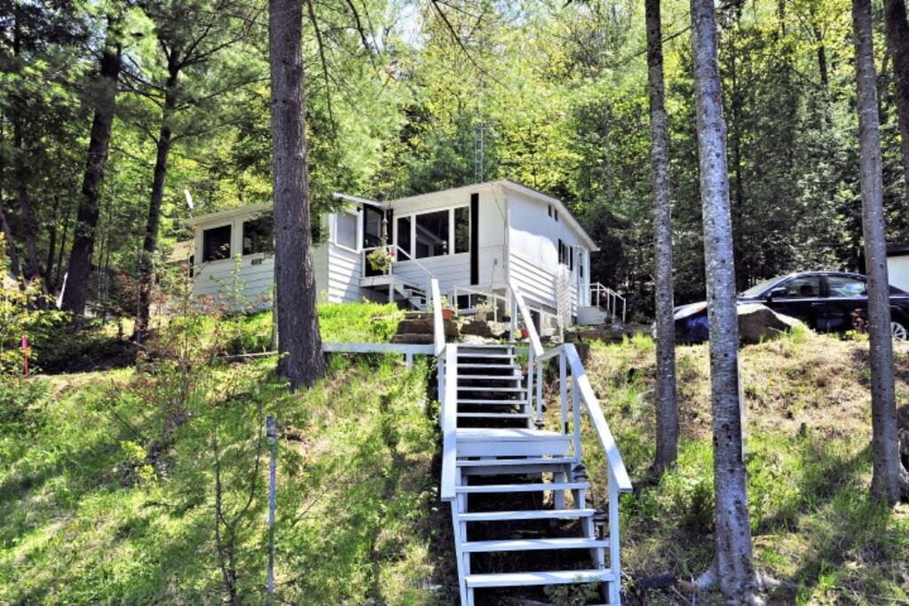Welcome to The Sandy Bay Lakehouse!
