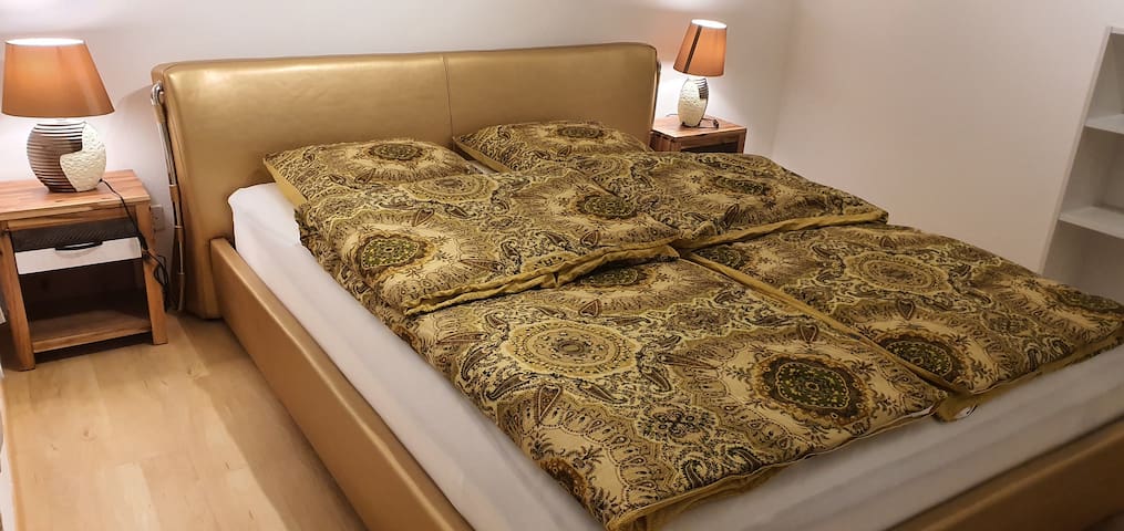 Peaceful & refreshing apartment in the city