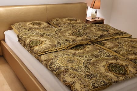 Peaceful & refreshing apartment in the city