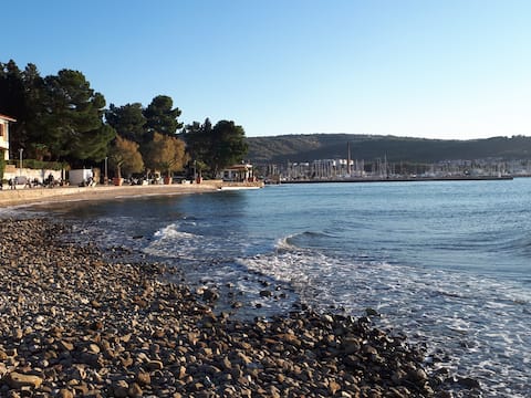 APP Doria Vila House on beach, own Garden, Tax inc