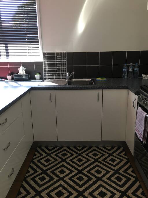 Full kitchen